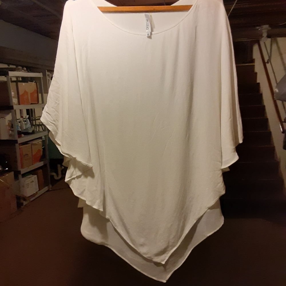 Beautiful flowing white top